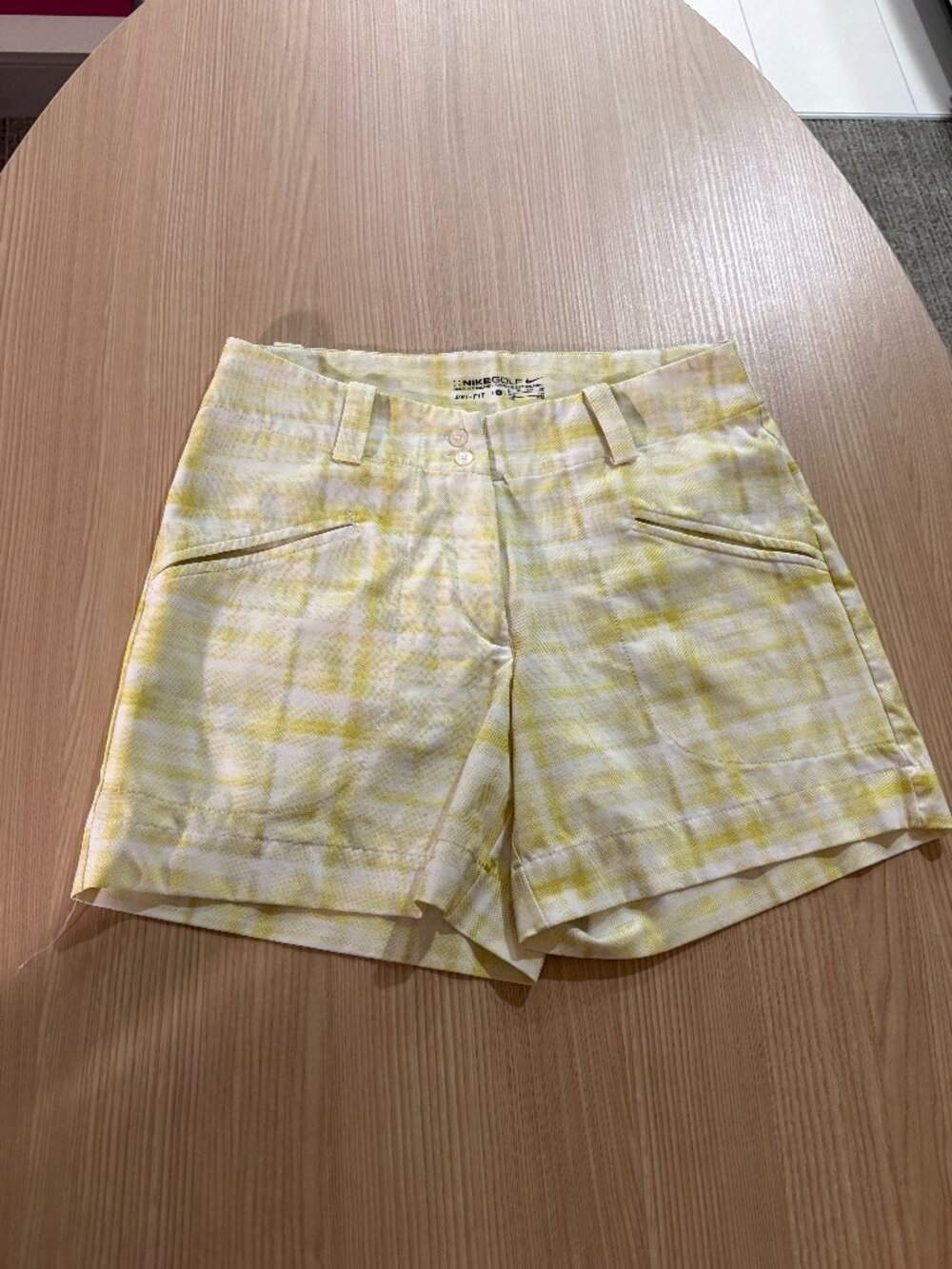 Nike Golf Shorts Size 2 Yellow and White Plaid Dri-Fit Polyester Zip Fly Pockets
